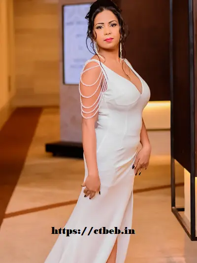 Female Escort in Chandigarh